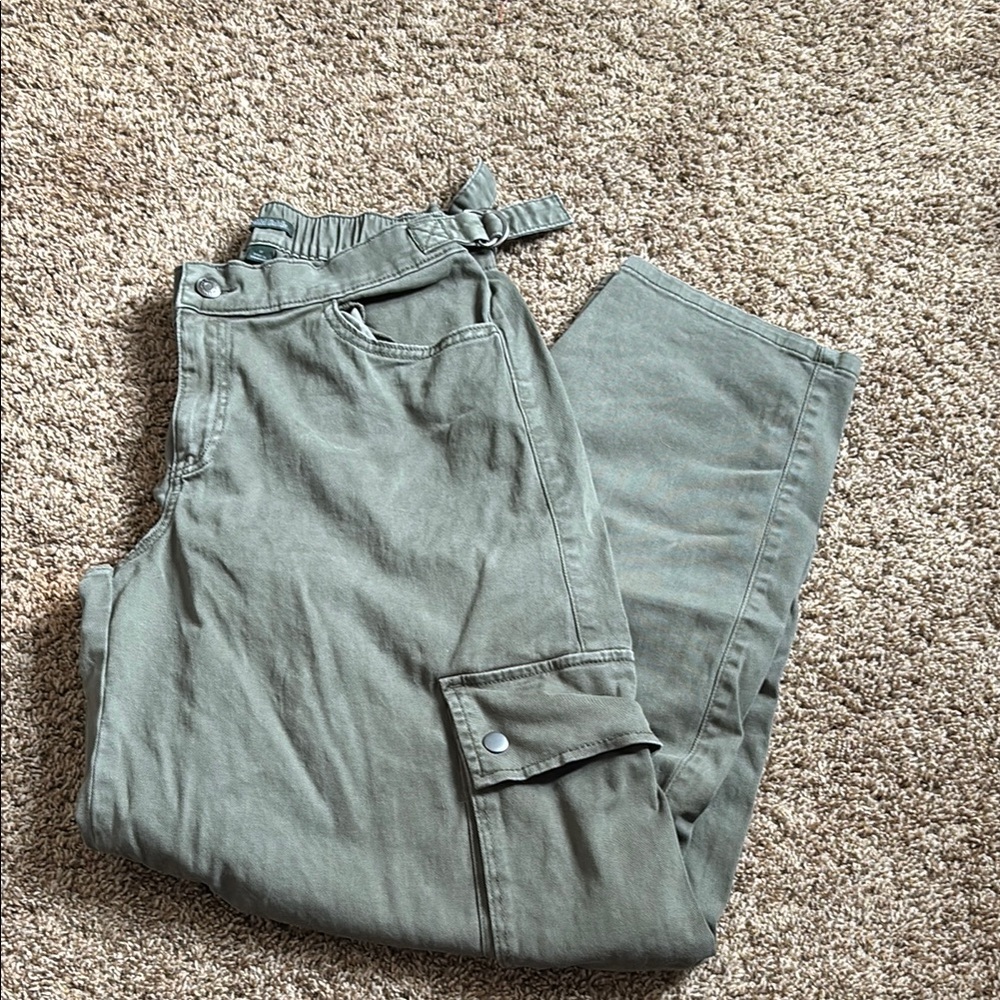 Wild Fable Green Cargo Pants Sturdy Design